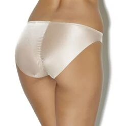 Slip Brésilien AUBADE Les Petites Tricheries Nude -Sous Vêtement Soldes 1600x1600 Slip Bresilien AUBADE Les Petites Tricheries NUDE p1 58 28042015