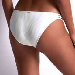 Aubade Bas De Maillot Bain Slip Minicoeur Coconut Sand -Sous Vêtement Soldes 1600x1600 aubade bas de maillot bain slip minicoeur coconut sand p2 03 15032023