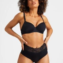 Aubade Culotte Haute Sweetessence Noir -Sous Vêtement Soldes 1600x1600 aubade culotte haute sweetessence noir p2 54 10082022