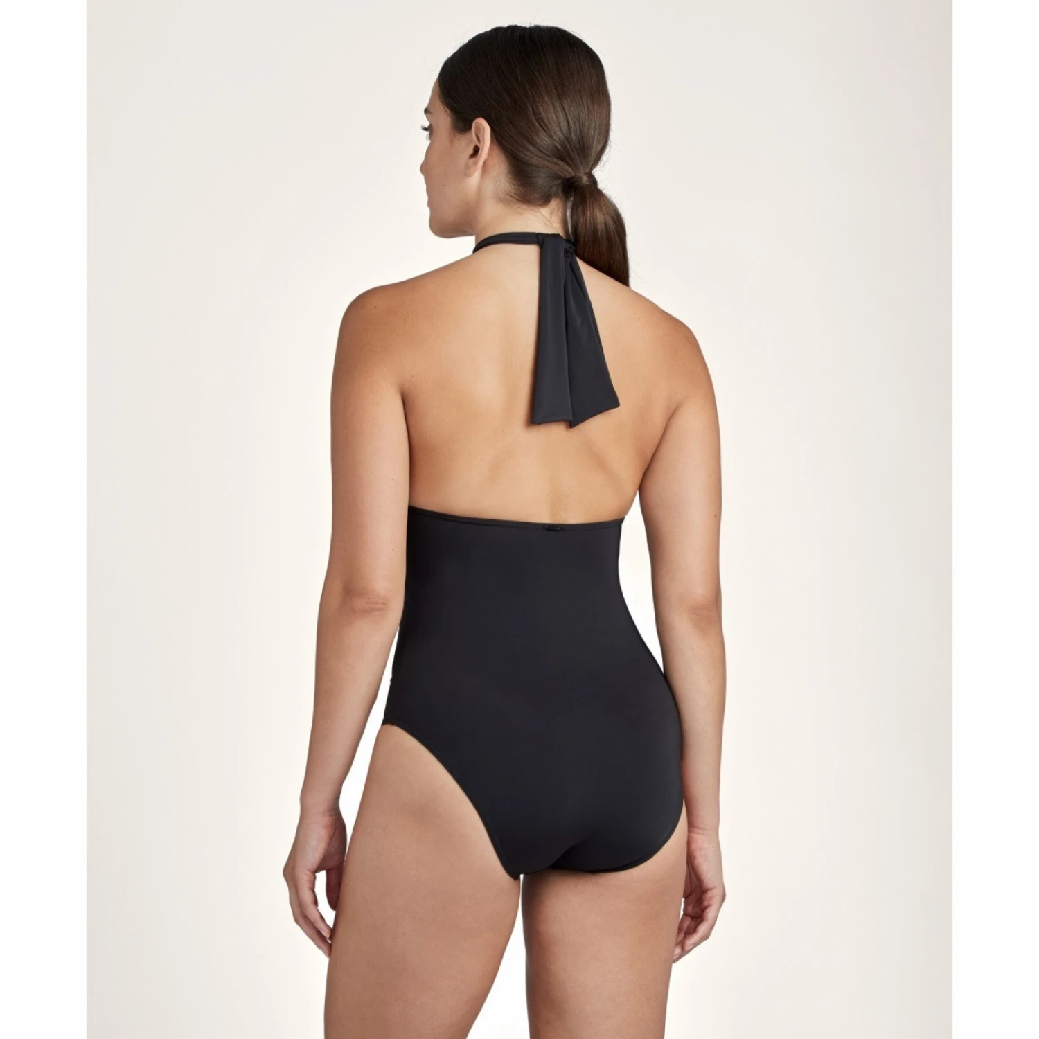 Maillot De Bain Aubade Une Pièce Avec Coques La Plage Ensoleillée Noir 4 Maillot De Bain Aubade Une Pièce Avec Coques La Plage Ensoleillée Noir – Image 2