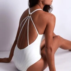 Aubade Maillot De Bain Une Pièce Coconut Sand -Sous Vêtement Soldes 1600x1600 aubade maillot de bain une piece coconut sand p1 25 15032023