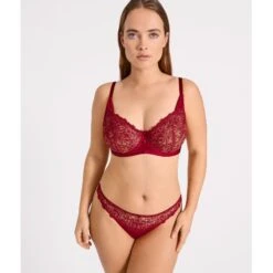 Aubade Miss Karl Soutien Gorge Corbeille Armatures Rubis 11 Aubade Miss Karl Soutien Gorge Corbeille Armatures Rubis -Sous Vêtement Soldes 1600x1600 aubade miss karl soutien gorge corbeille armatures rubis p3 21 16082021