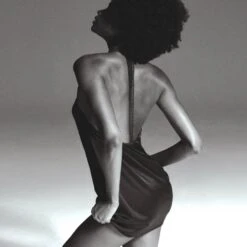 Aubade Nuisette En Soie Silk Desire Noir 11 Aubade Nuisette En Soie Silk Desire Noir -Sous Vêtement Soldes 1600x1600 aubade nuisette silk desire noir p4 12 21092022