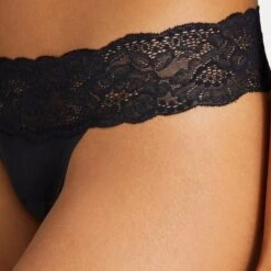 Aubade Slip Brésilien Sweetessence Noir 8 Aubade Slip Brésilien Sweetessence Noir -Sous Vêtement Soldes 1600x1600 aubade slip bresilien sweetessence noir p1 44 10082022