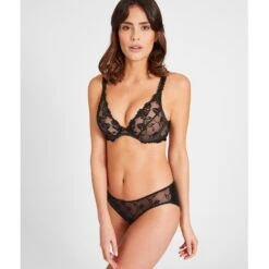 Aubade Softessence Slip Brésilien Noir -Sous Vêtement Soldes 1600x1600 aubade softessence slip bresilien noire p2 47 06092021