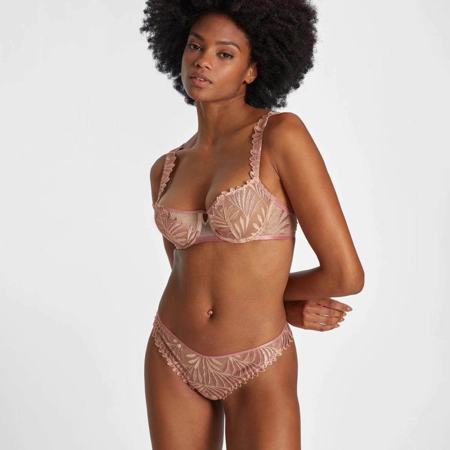 Aubade Soutien-Gorge Corbeille Sensory Illusion Silk Rose 4 Aubade Soutien-Gorge Corbeille Sensory Illusion Silk Rose – Image 2