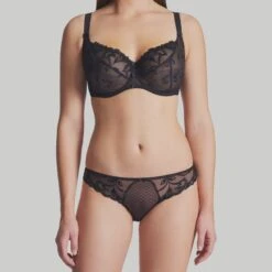 Aubade Soutien-Gorge Emboitant Confort Au Bal De Flore Noir -Sous Vêtement Soldes 1600x1600 aubade soutien gorge emboitant confort au bal de flore noir p3 57 22112019