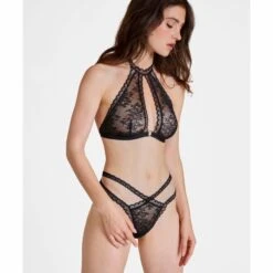 Boite à Désir AUBADE Frisson Ephémère Brassière Sans Armature Et String Noir 9 Boite à Désir AUBADE Frisson Ephémère Brassière Sans Armature Et String Noir -Sous Vêtement Soldes 1600x1600 boite a desir aubade frisson ephemere brassiere sans armature et string noir p2 54 27122021