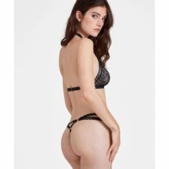 Boite à Désir AUBADE Frisson Ephémère Brassière Sans Armature Et String Noir 10 Boite à Désir AUBADE Frisson Ephémère Brassière Sans Armature Et String Noir -Sous Vêtement Soldes 1600x1600 boite a desir aubade frisson ephemere brassiere sans armature et string noir p3 54 27122021