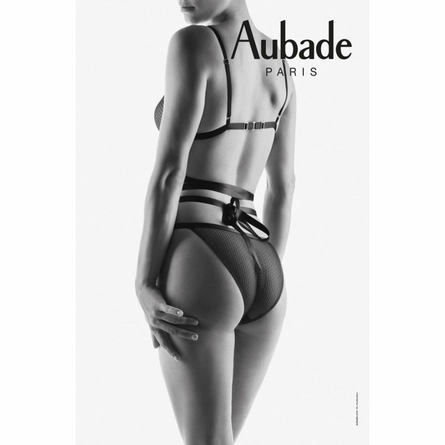 Boite à Désir AUBADE Jeux De Nuit Triangle Sans Armature Et Slip Mini-cur 4 Boite à Désir AUBADE Jeux De Nuit Triangle Sans Armature Et Slip Mini-cur – Image 2