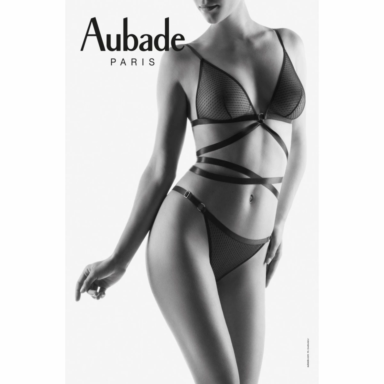 Boite à Désir AUBADE Jeux De Nuit Triangle Sans Armature Et Slip Mini-cur 3 Boite à Désir AUBADE Jeux De Nuit Triangle Sans Armature Et Slip Mini-cur