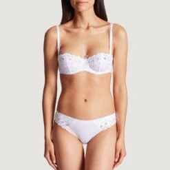 Soutien-gorge Corbeille AUBADE Bahia & Moi Blanc 12 Soutien-gorge Corbeille AUBADE Bahia & Moi Blanc -Sous Vêtement Soldes 1600x1600 soutien gorge corbeille aubade bahia moi blanc p3 06 11032020
