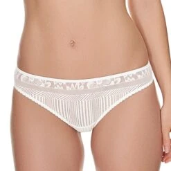 String HUIT Essentiel Ivory